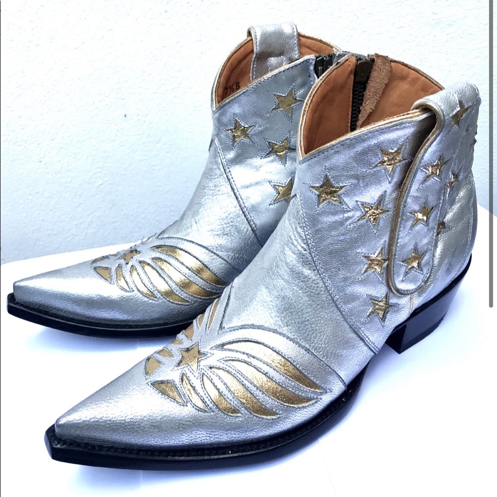 Jessie Western Silver Star Booties